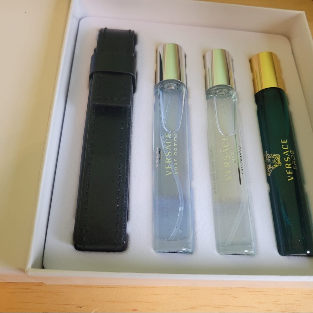 Versace gift set - Picture 5 of 6